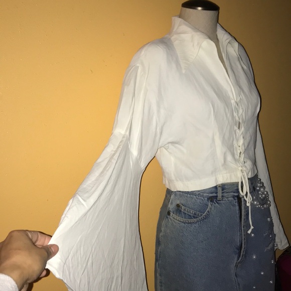 I &R illusions white beautiful short top - Picture 3 of 7